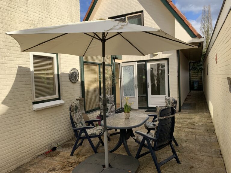 bijgebouw_met_terras